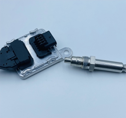 Mercedes Benz A0009055113 SNS0945A için 12V NOx Azot Oksijen Sensörü