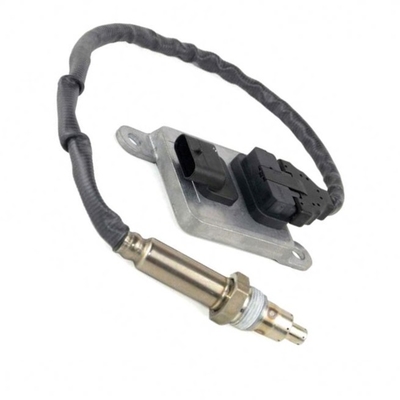 Beş İğneli Mercedes W205 Nox Sensör 5WK96683D 12V A0009053603